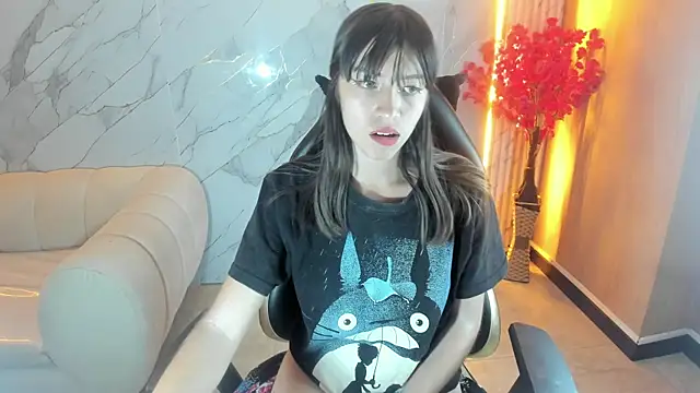 Isabella Blondetf online show from November 8, 8:29 pm