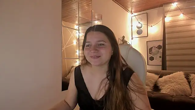 Snapshot of sophiee09_ chatting on October 14, 2:07 pm sophiee09 online show from October 14, 2:07 pm