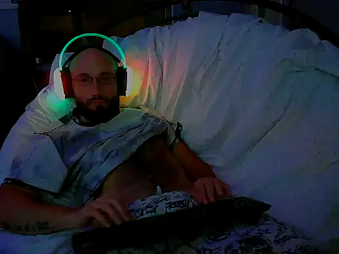 Snapshot of versatilevortex chatting on October 8, 5:16 am versatilevortex online show from October 8, 5:16 am