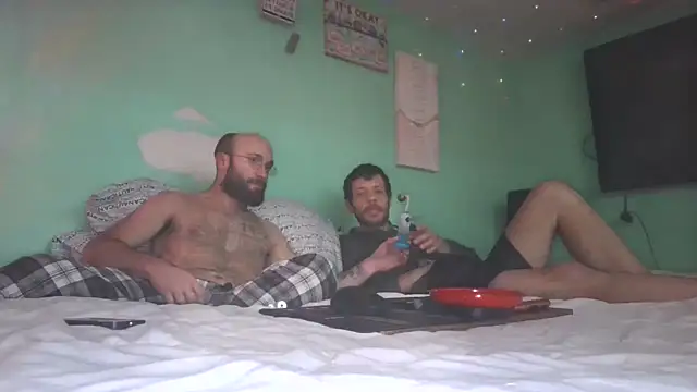 Snapshot of versatilevortex chatting on December 16, 5:34 am versatilevortex online show from December 16, 5:34 am