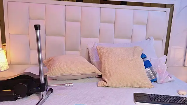 paulina cano online show from February 27, 7:25 pm