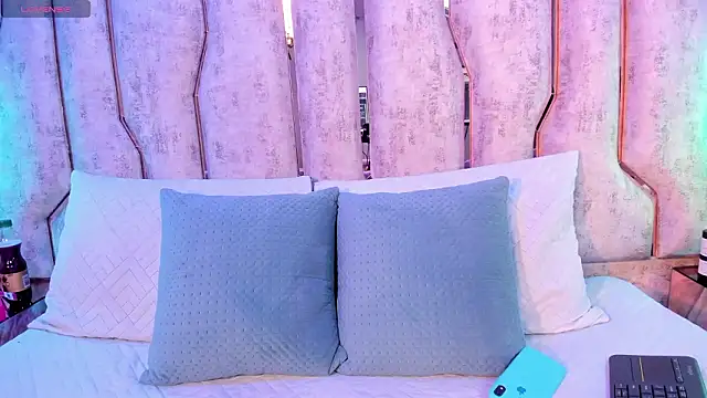 paulina cano online show from March 13, 3:24 am