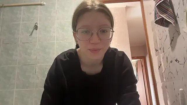 MargarettNewbie online show from September 20, 4:57 am