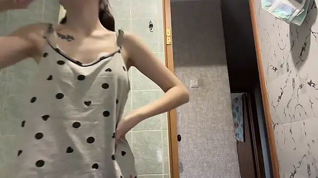 MargarettNewbie online show from October 10, 4:11 am