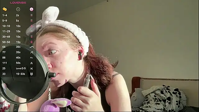 MargarettNewbie online show from October 26, 4:29 am