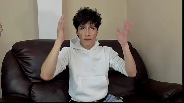 Snapshot of Xam_Collen chatting on November 30, 3:38 pm Xam Collen online show from November 30, 3:38 pm