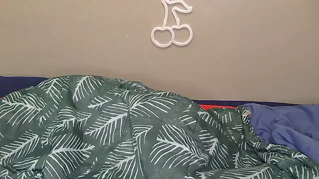 Serafynn online show from January 10, 1:51 am