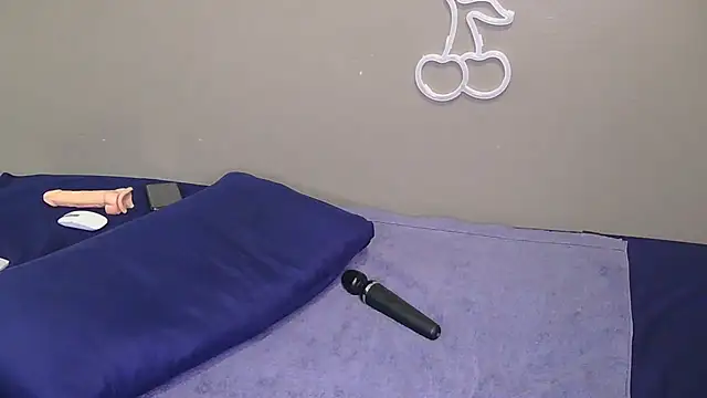 Serafynn online show from January 10, 2:08 pm