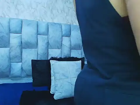 sofiagutierrez   online show from September 26, 3:32 am