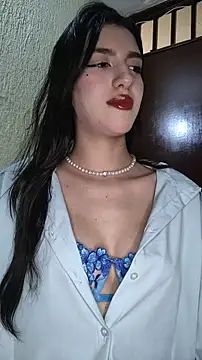 Emily-hottson online show from December 23, 5:05 am