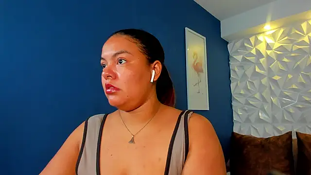 freya cole  online show from October 2, 11:06 am