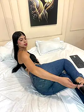 Ambersfoxx online show from November 15, 1:07 pm