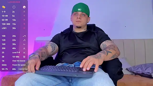 denis munera online show from September 24, 10:29 am