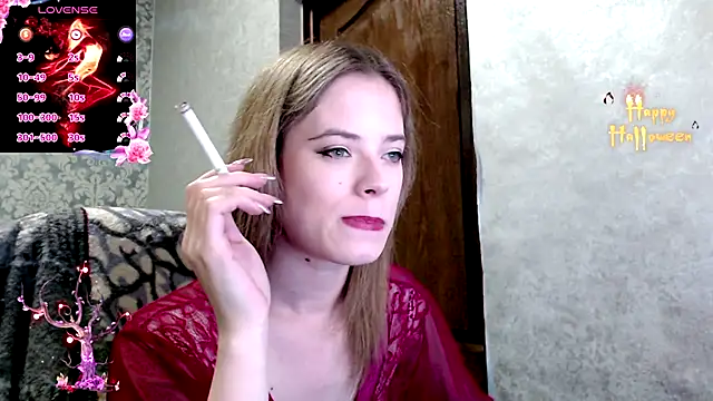 Kate  Loves online show from October 28, 6:54 pm