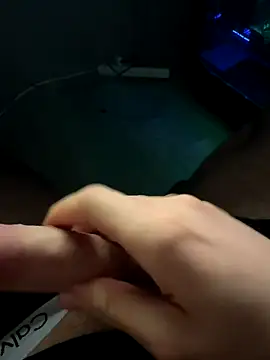 jstntz online show from November 9, 12:09 am