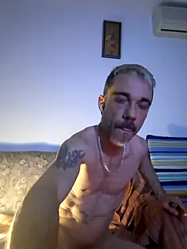 Snapshot of Pollon41x chatting on May 15, 10:39 pm Pollon41x online show from May 15, 10:39 pm