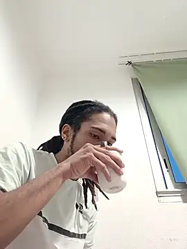 Snapshot of Mikaaa97 chatting on October 2, 5:25 am Mikaaa97 online show from October 2, 5:25 am