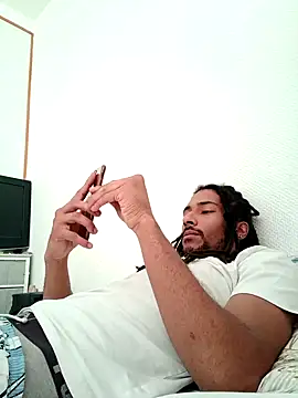 Snapshot of Mikaaa97 chatting on October 5, 12:25 pm Mikaaa97 online show from October 5, 12:25 pm