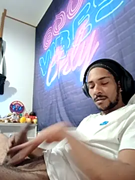 Mikaaa97 online show from January 16, 1:20 am