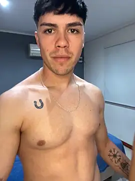 Alexxx27  online show from October 21, 5:08 am