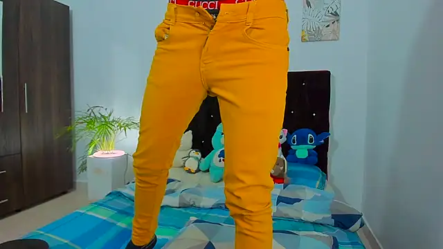 Snapshot of Zacktorres_ chatting on September 30, 11:10 pm Zacktorres online show from September 30, 11:10 pm