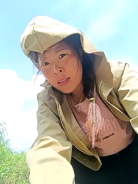 Phamxinh online show from October 13, 3:28 am