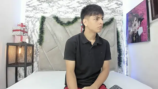 Logan Jhonson online show from December 21, 2:08 am