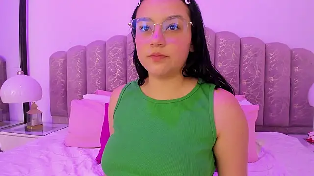 Amy Ferreira online show from January 31, 7:45 pm