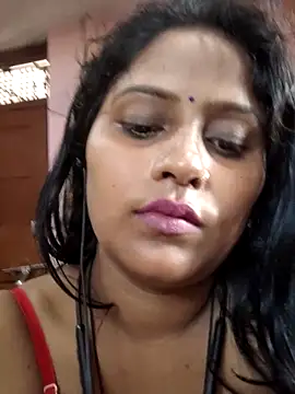 Jasmine Januja online show from May 15, 11:56 pm