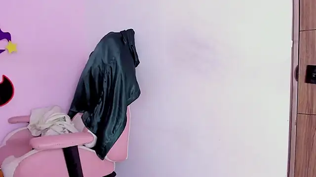 Snapshot of Yuni_kim chatting on October 29, 1:24 pm Yuni kim online show from October 29, 1:24 pm