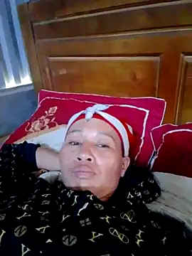 Snapshot of donna-bae chatting on October 10, 6:45 am donna-bae online show from October 10, 6:45 am