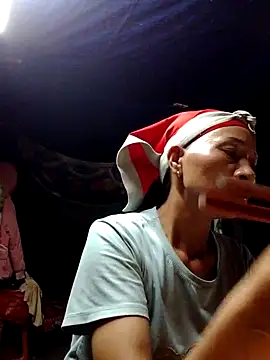 Snapshot of donna-bae chatting on October 13, 12:27 pm donna-bae online show from October 13, 12:27 pm