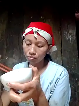 Snapshot of donna-bae chatting on October 20, 11:54 am donna-bae online show from October 20, 11:54 am