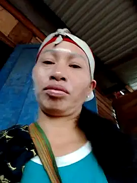 Snapshot of donna-bae chatting on December 3, 1:02 am donna-bae online show from December 3, 1:02 am