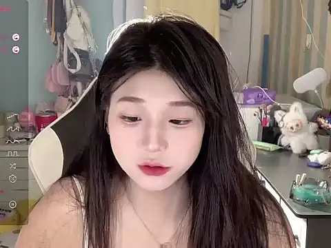 QiQi--77 online show from September 19, 1:01 pm