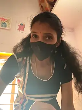 Snapshot of sweetreddy-02 chatting on September 20, 6:58 am sweetreddy-02 online show from September 20, 6:58 am