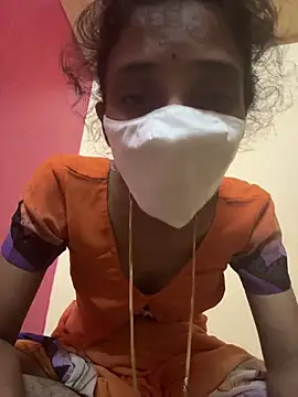 Snapshot of sweetreddy-02 chatting on October 5, 9:45 pm sweetreddy-02 online show from October 5, 9:45 pm