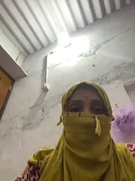 Snapshot of sweetreddy-02 chatting on October 18, 1:45 pm sweetreddy-02 online show from October 18, 1:45 pm