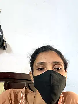 Snapshot of sweetreddy-02 chatting on November 8, 5:51 am sweetreddy-02 online show from November 8, 5:51 am