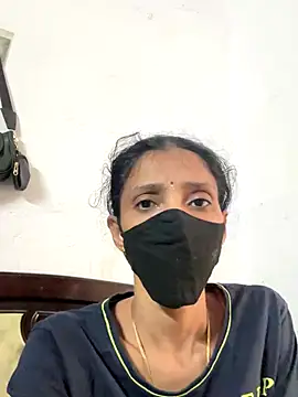 Snapshot of sweetreddy-02 chatting on November 16, 10:10 am sweetreddy-02 online show from November 16, 10:10 am