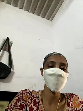 Snapshot of sweetreddy-02 chatting on November 27, 5:20 am sweetreddy-02 online show from November 27, 5:20 am