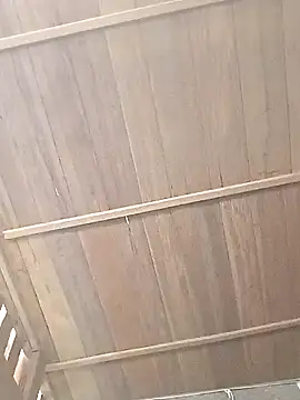 Snapshot of emly-xinh18 chatting on December 1, 2:27 am emly-xinh18 online show from December 1, 2:27 am