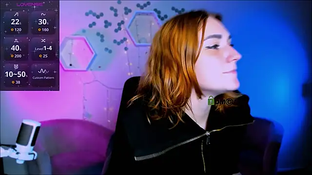 casey meow  online show from November 10, 9:52 am