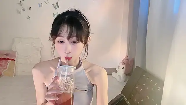 ai-ai-mi online show from October 27, 5:44 am