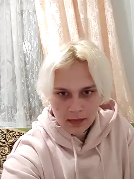 Snapshot of MargoShein chatting on September 28, 5:18 pm MargoShein online show from September 28, 5:18 pm