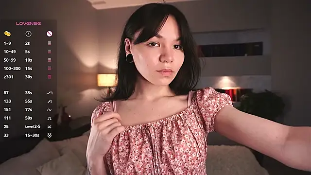 Snapshot of ElenorRoccio chatting on October 9, 3:15 am ElenorRoccio online show from October 9, 3:15 am