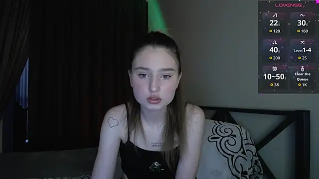 Snapshot of _Lua__ chatting on September 23, 3:37 pm Lua online show from September 23, 3:37 pm