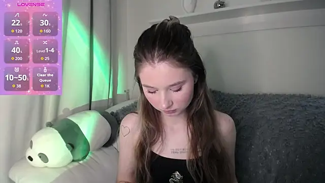 Snapshot of _Lua__ chatting on October 10, 11:42 am Lua online show from October 10, 11:42 am