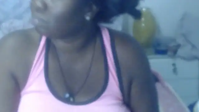 Snapshot of rachelexoticgirl chatting on April 6, 4:46 am rachelexoticgirl online show from April 6, 4:46 am