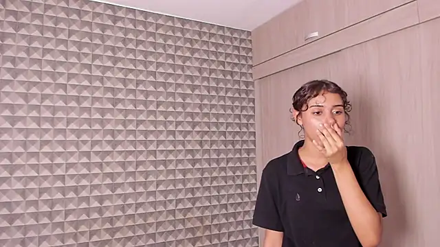 MissDhana online show from November 21, 7:23 pm